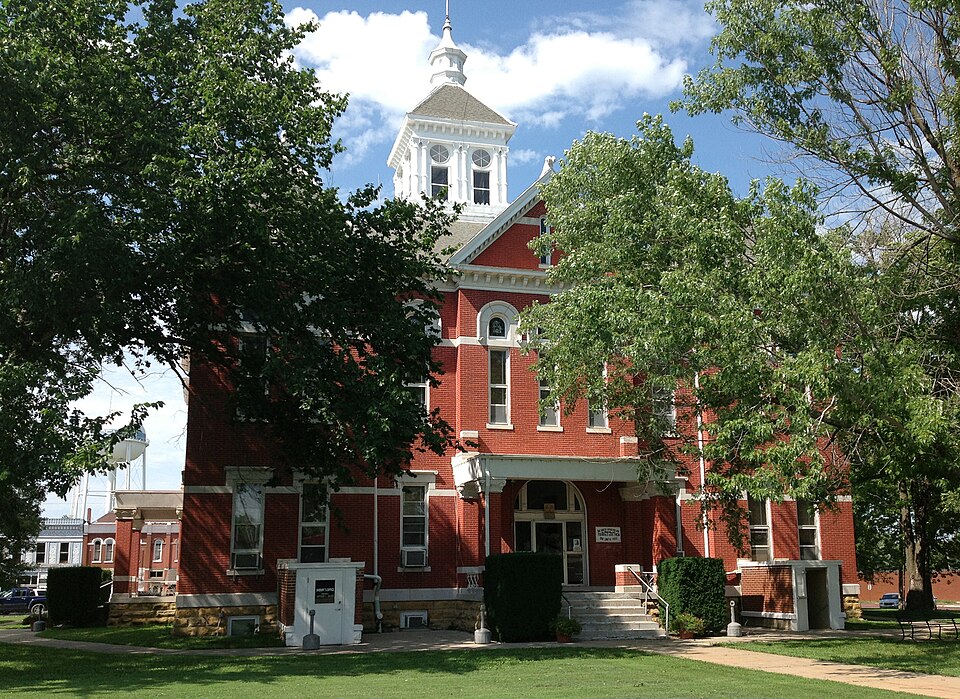 Photograph of Woodson County Courthouse