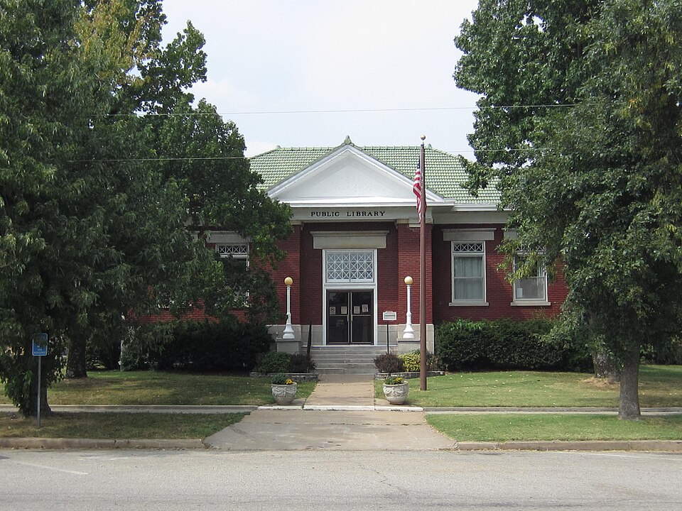 Photograph of Columbus Public Carnegie Library