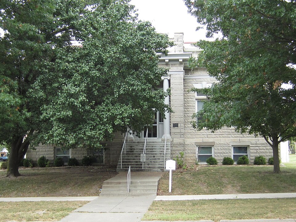 Photograph of Girard Public Library