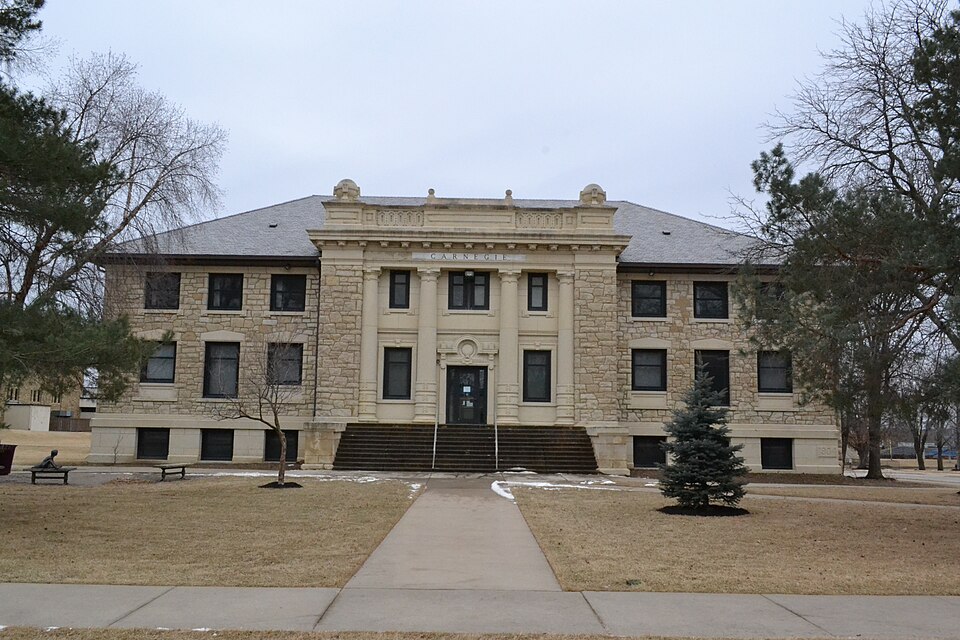Photograph of Washburn University Carnegie Library Building