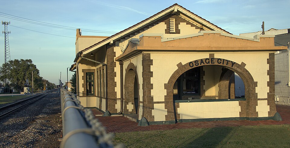 Photograph of Osage City station