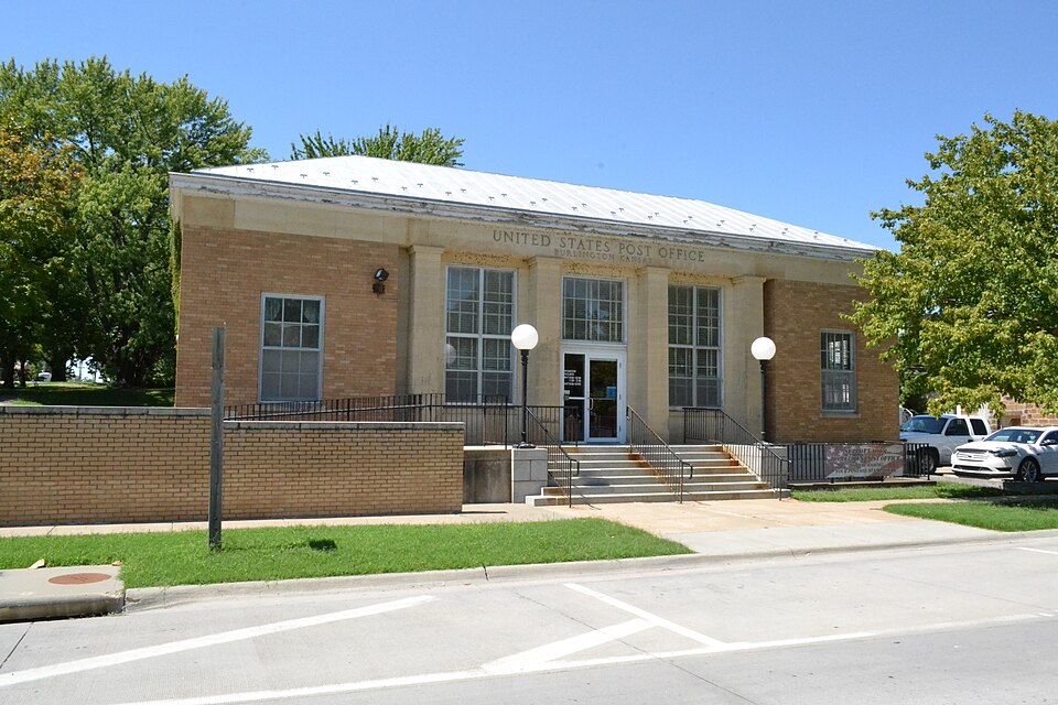 Photograph of US Post Office-Burlington