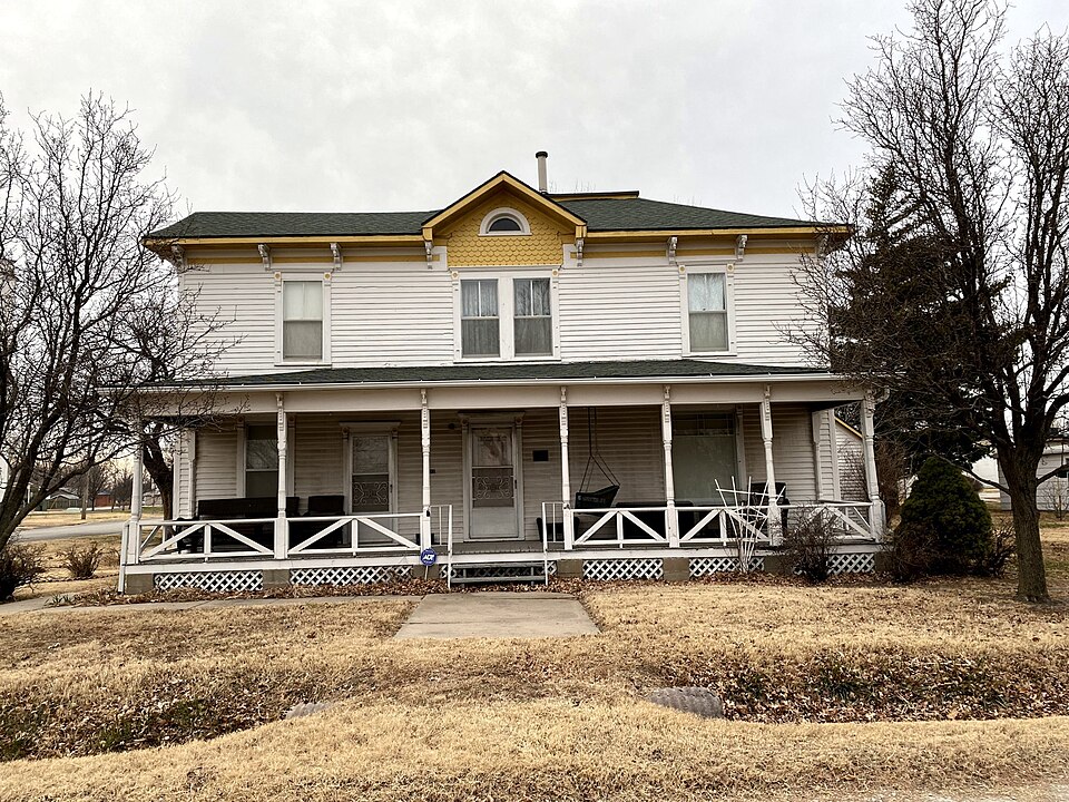 Photograph of Wall-Ratzlaff House