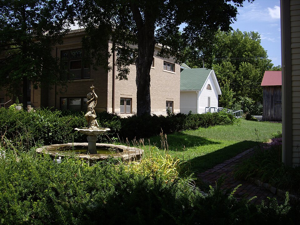 Photograph of W.H. Morgan House