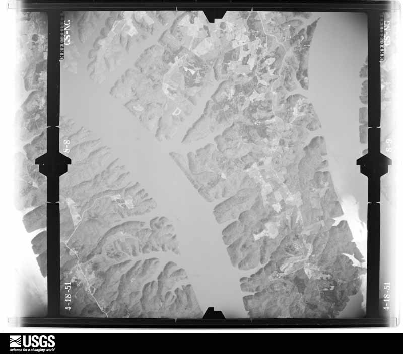 U.S. Geological Survey aerial photograph, 1951-04-18, scale 1:28400
