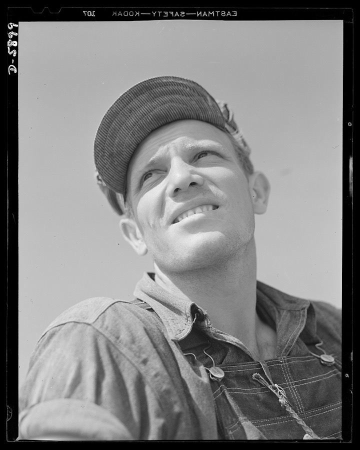 Fort Knox. Electric power line construction. The electrical industry of America relies largely on the "broadback" or lineman, to bring its power to the places where it is needed. This man is working on the construction of a transmission line to Fort Knox, Kentucky, where American soldiers are training for the battles of democracy