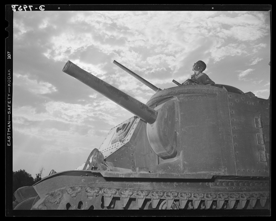 Fort Knox. M-3 tank crews. The crew of an M-3 tank at Fort Knox, Kentucky, learn all the ways of causing trouble for the Axis with a 75mm gun, a 37mm gun and four machine guns. The Fort Knox school for tank crews has graduated many men who are now ready to meet the enemy on our far-flung battle lines and on more than equal terms
