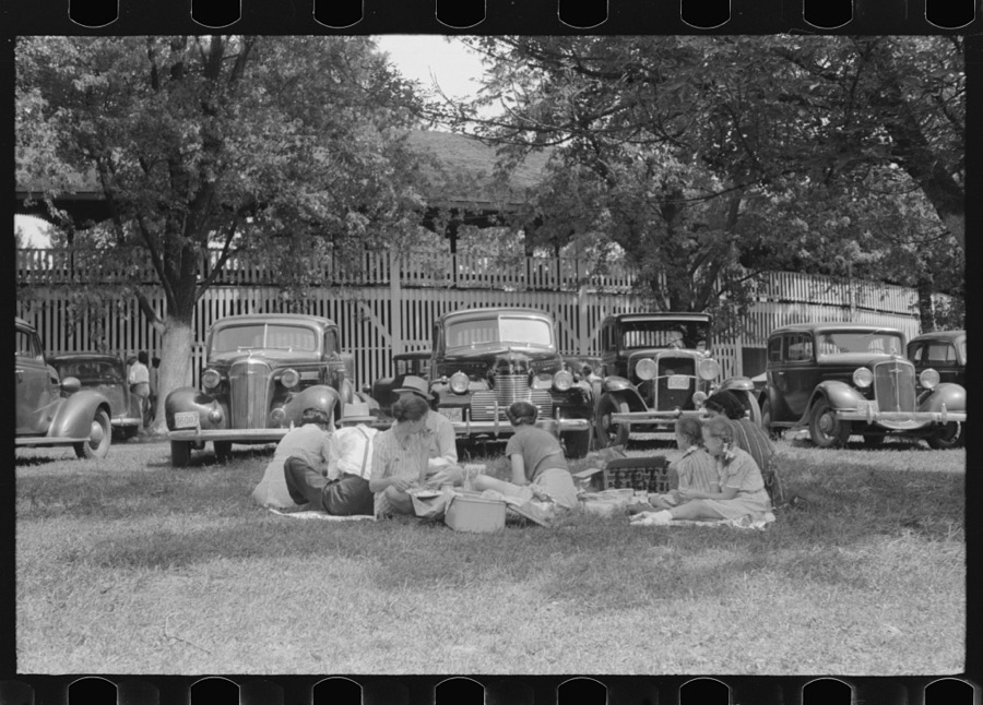 People at the Shelby County Horse Show and Fair eating a picnic lunch, Shelbyville, Kentucky