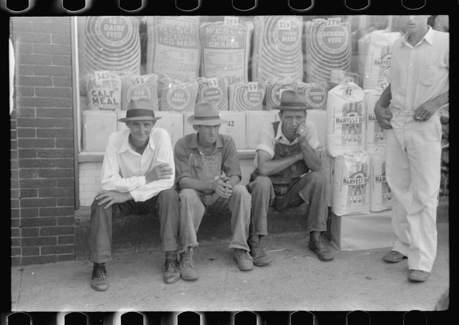 Farmers in front of store on Saturday afternoon in Cave City [actually Horse Cave], Kentucky