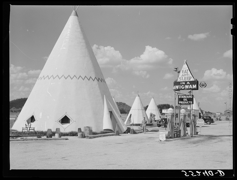 Cabins imitating the Indian teepee for tourists along highway south of Bardstown, Kentucky