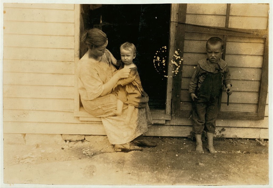 Ila Feebach, 15-year old girl at home for housework. Father, Rufus Feebach, Route 4, Cynthiana, Ky. Near Hookstown School.  Location: Nicholas County--Cynthiana, Kentucky