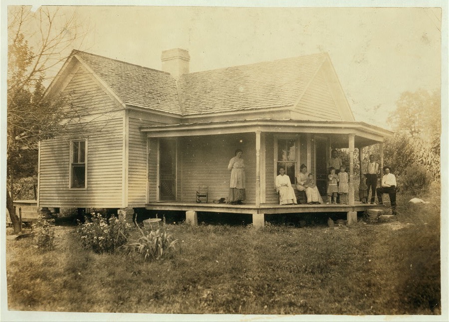 One of the better class of farm homes.  Location: Rockcastle County--Wilde [vicinity], Kentucky