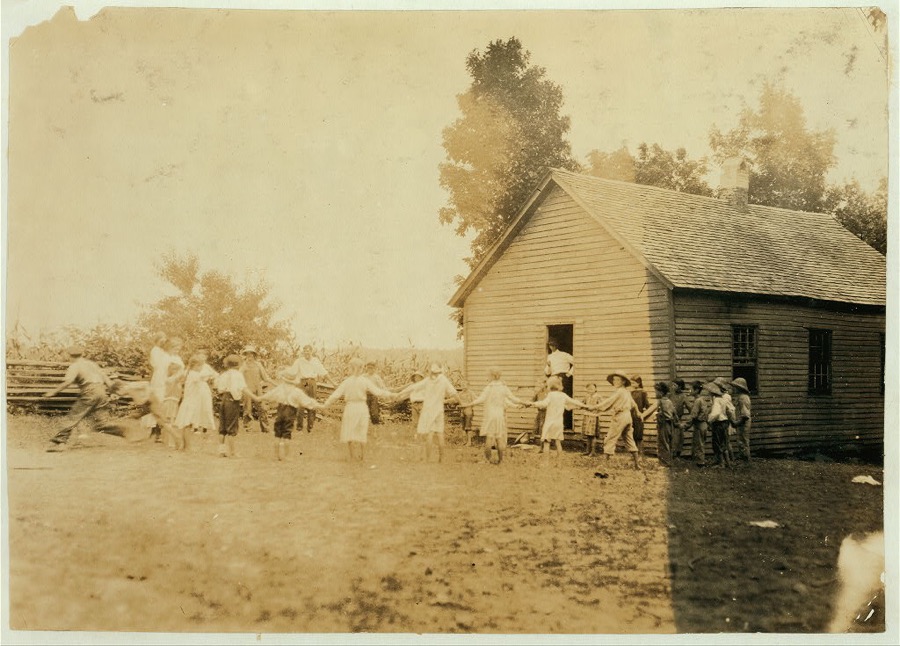 Roundstone School. Many poorly built schools in county.  Location: Rockcastle County, Kentucky