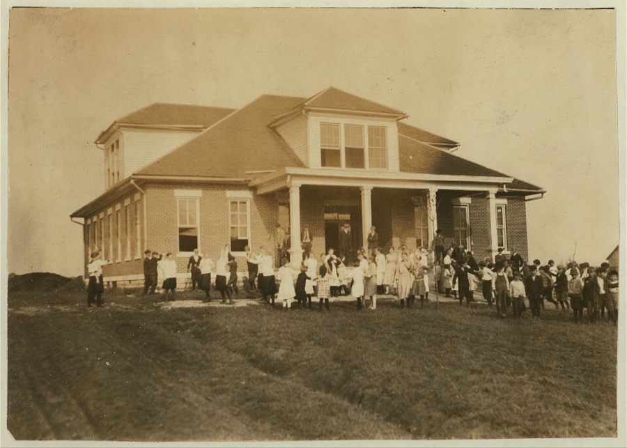 Rich Pond School (consolidated). See Kentucky report.  Location: Warren County, Kentucky