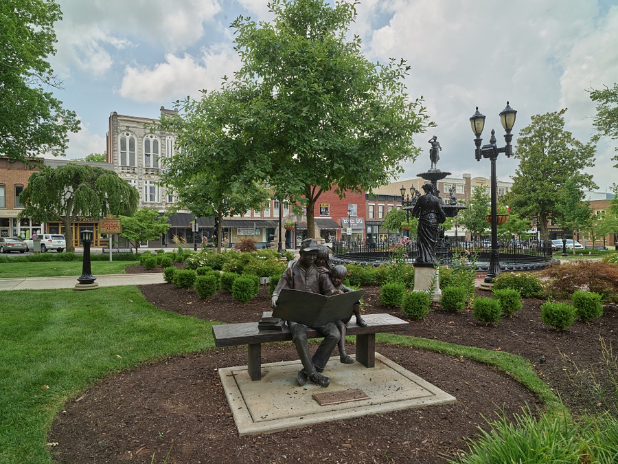 George Lundeen's sculpture, "The Classics," at Fountain Square in Bowling Green, Kentucky