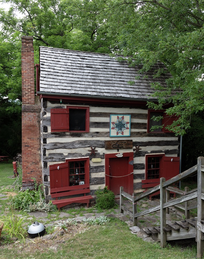 The home of frontier Indian fighter, and later Kentucky governor (1824-1828), Joseph Desha in Old Washington, once a stand-alone Kentucky settlement now (as of 2020) incorporated into the Ohio River city of Maysville