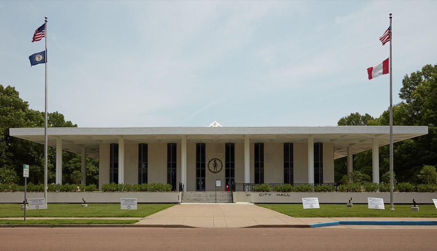 City Hall in Paducah, a Kentucky city at the confluence of the Ohio and Tennessee rivers
