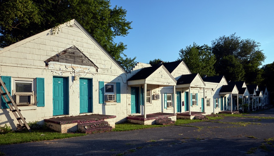 An old "motor court" -type row of motel units in Russellville, Kentucky