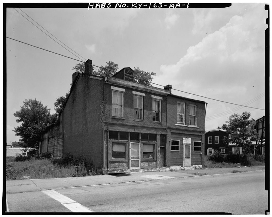 Phoenix Hill Historic District, 903 East Muhammad Ali Boulevard (Commercial-Residential Building), Louisville, Jefferson County, KY