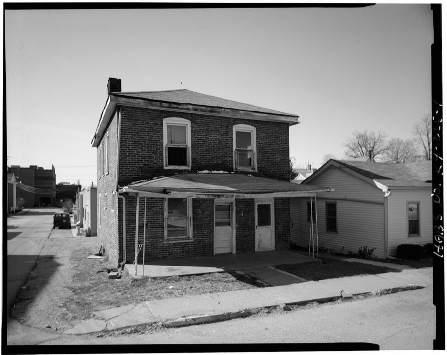 J. W. & Maggie Haywood House, 135 North Mulberry Street, Georgetown, Scott County, KY