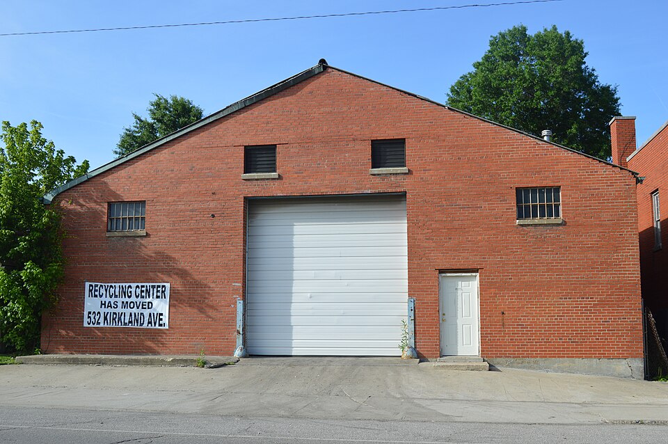 Photograph of Ravenna Motor Vehicle Service Building