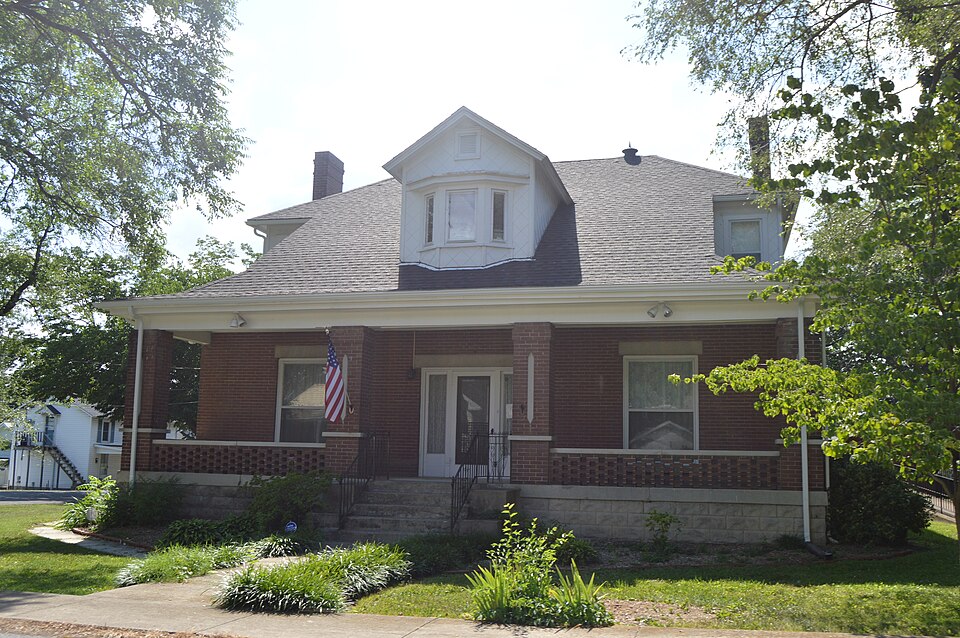 Photograph of Dr. Pellie G. Graves House