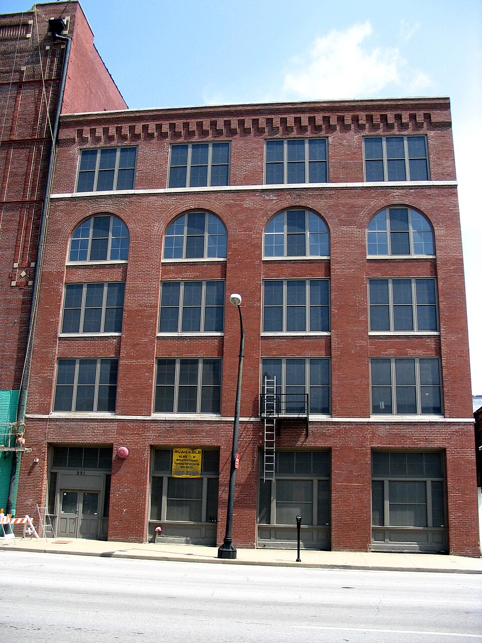 Photograph of Louisville Grocery Company Building