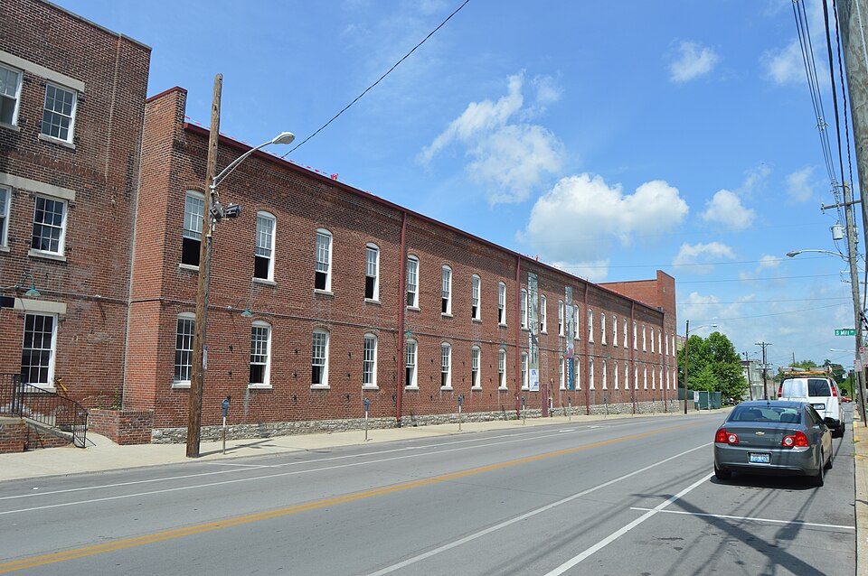 Photograph of Liggett and Myers Tobacco Re-handling Facility