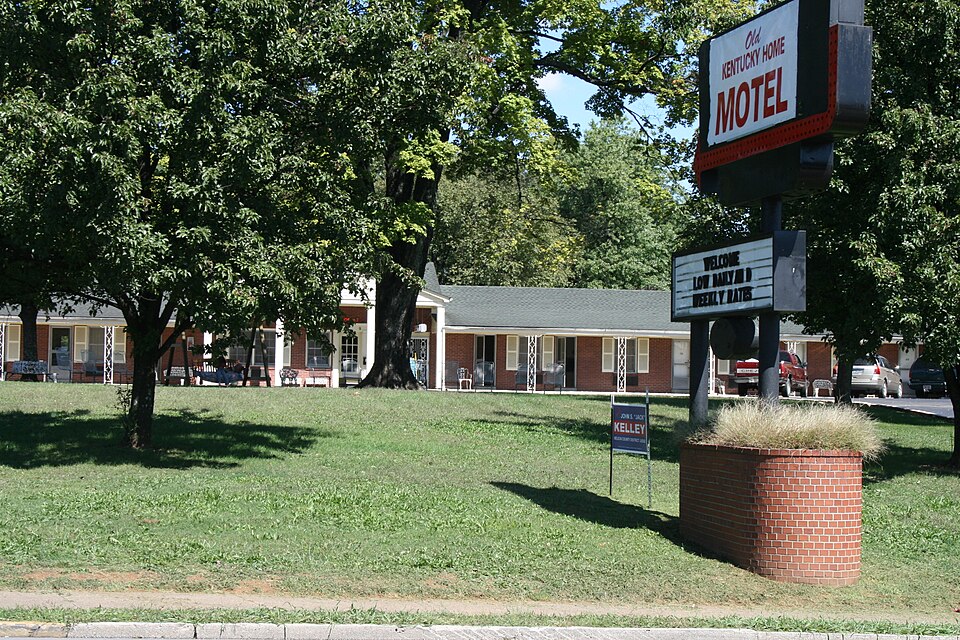 Photograph of Old Kentucky Home Motel