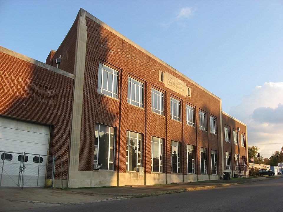 Photograph of Paducah Coca-Cola Bottling Plant