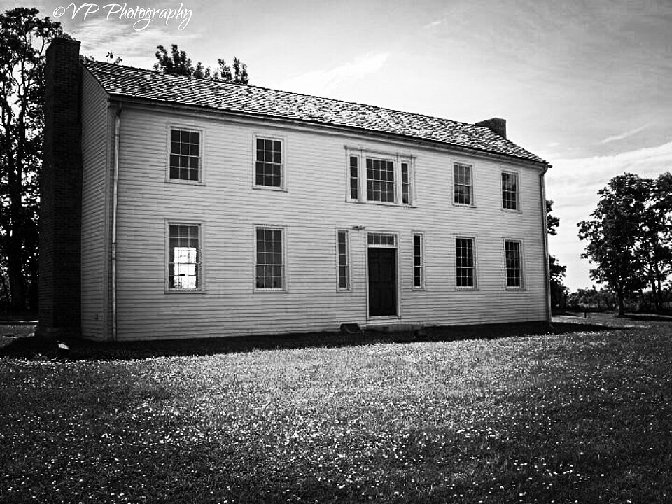 Photograph of Mordecai Lincoln House