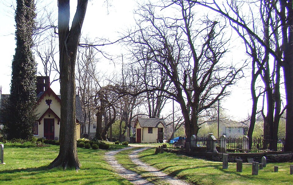 Photograph of Episcopal Burying Ground and Chapel