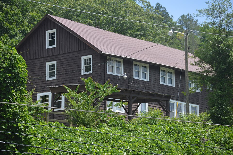 Photograph of Wooton Presbyterian Center