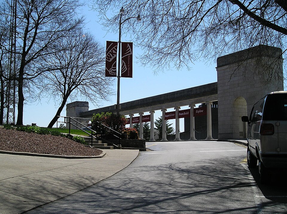 Photograph of Amphitheatre and Colonnade