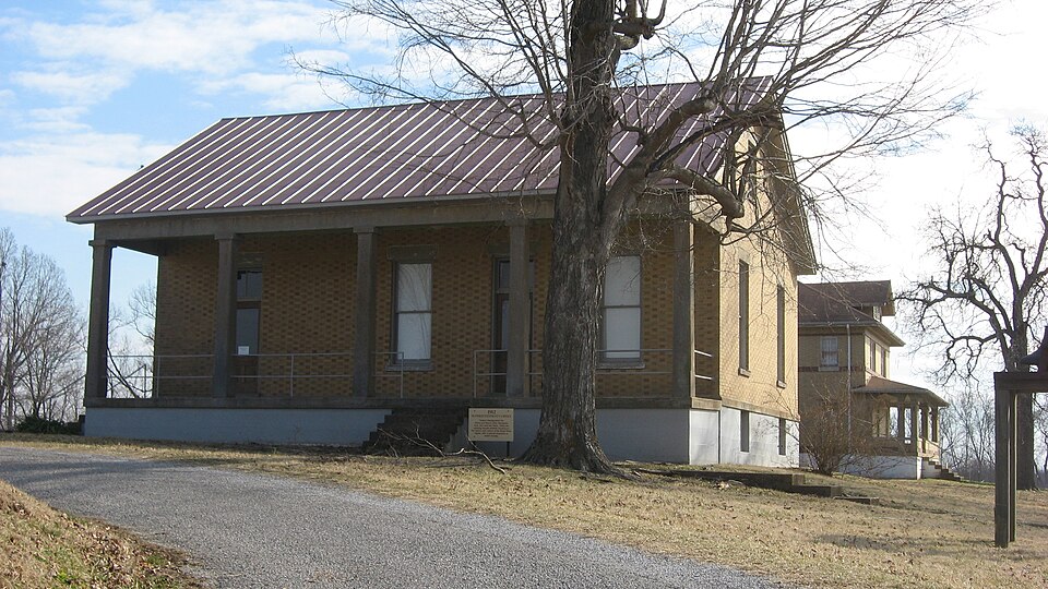 Photograph of U.S. Army Corps of Engineers Superintendent's House and Workmen's Office