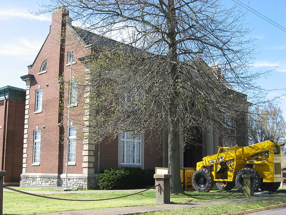 Photograph of Fohs Hall