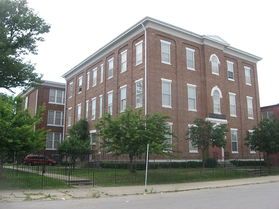 Photograph of Theodore Roosevelt Elementary School