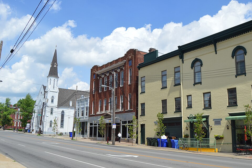 Photograph of North Broadway-Short Street Historic District