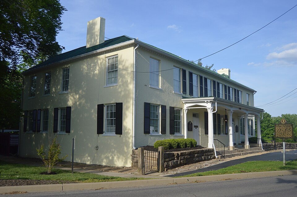 Photograph of Davis Tavern