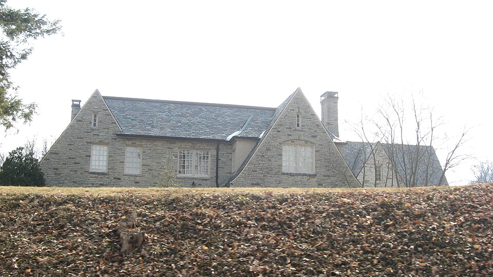 Photograph of Shwab House