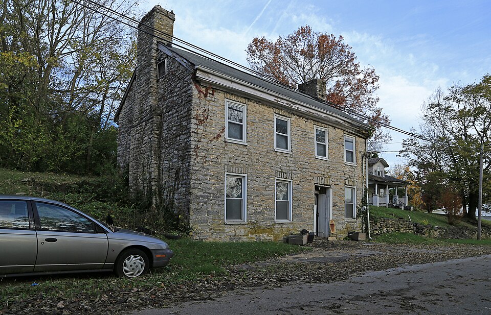 Photograph of Graves Tavern