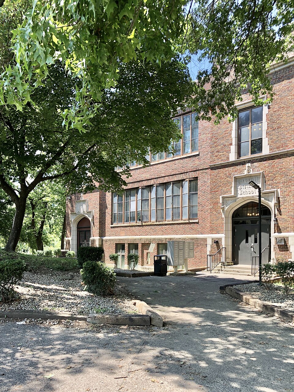 Photograph of Eleventh District School