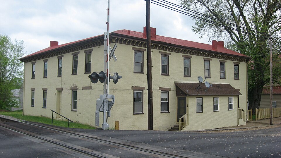 Photograph of Pendleton House