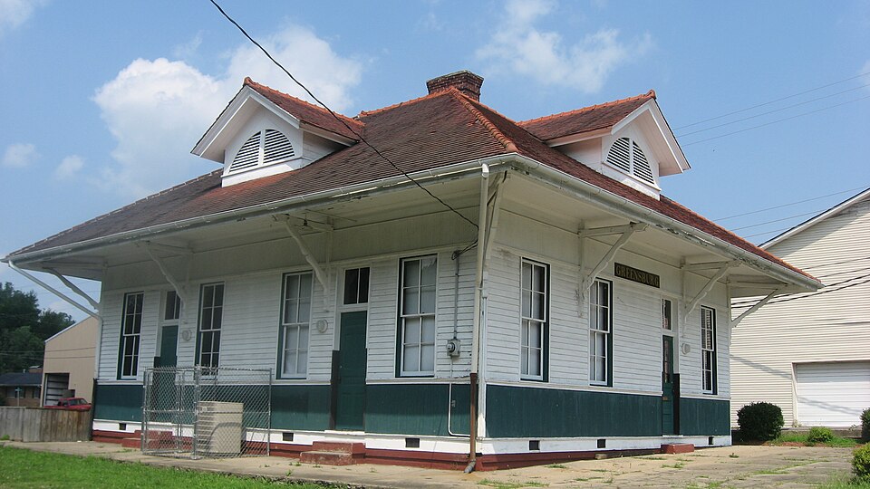 Photograph of L & N Passenger Depot