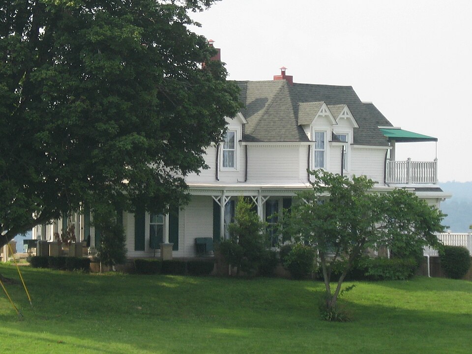 Photograph of Goff-Baskett House