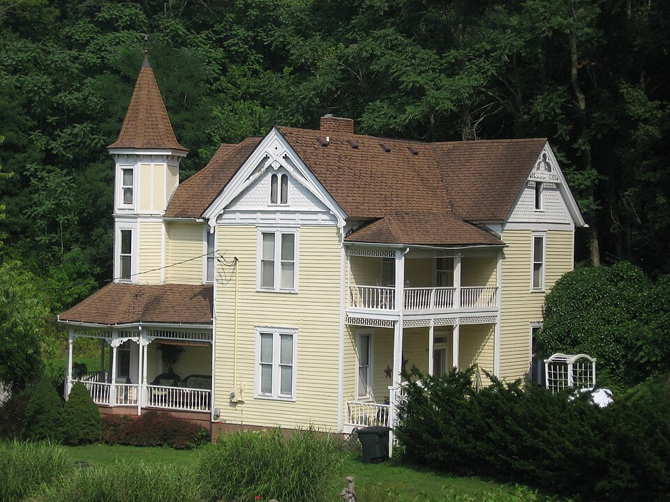 Photograph of Edward Yeakel House