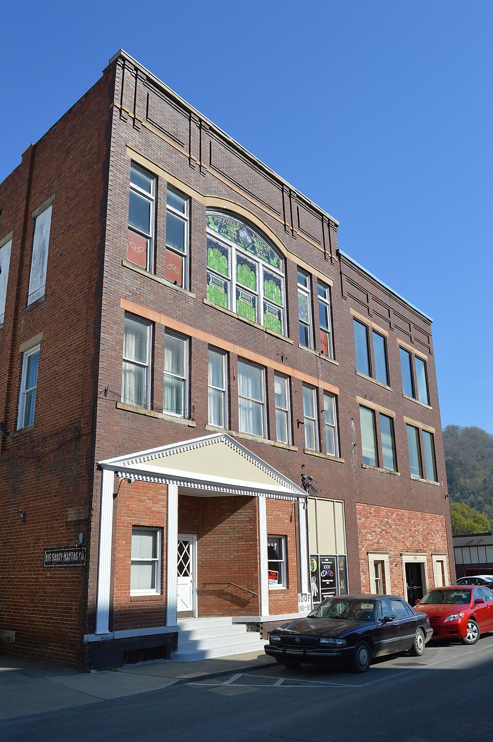 Photograph of Odd Fellows Building