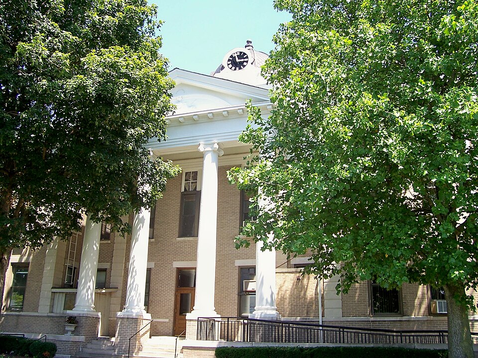 Photograph of Calloway County Courthouse