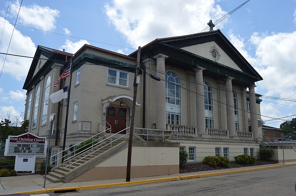 Photograph of First Christian Church
