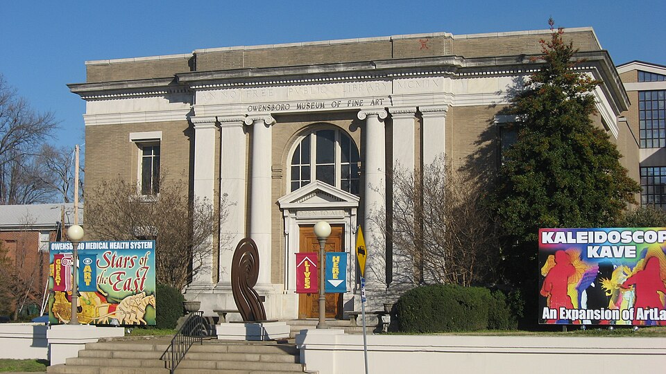 Photograph of Owensboro Carnegie Library